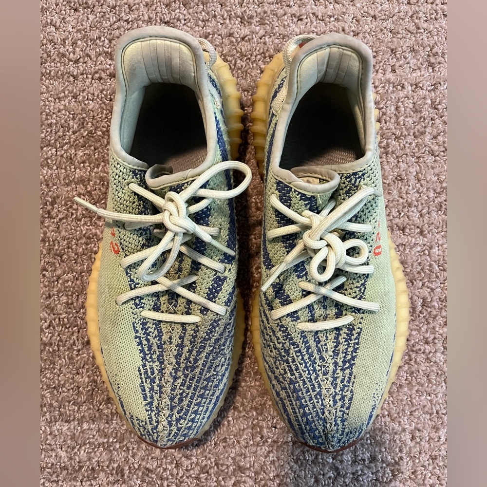 Yeezy Sneakers